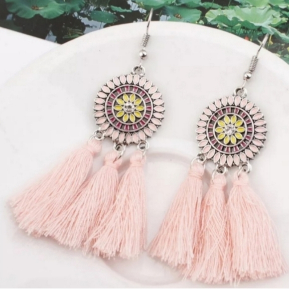 2/$40 NEW Butterly Pink Western Tribal Tassel Preppy Dangling Earrings (#1,046) - Picture 1 of 3